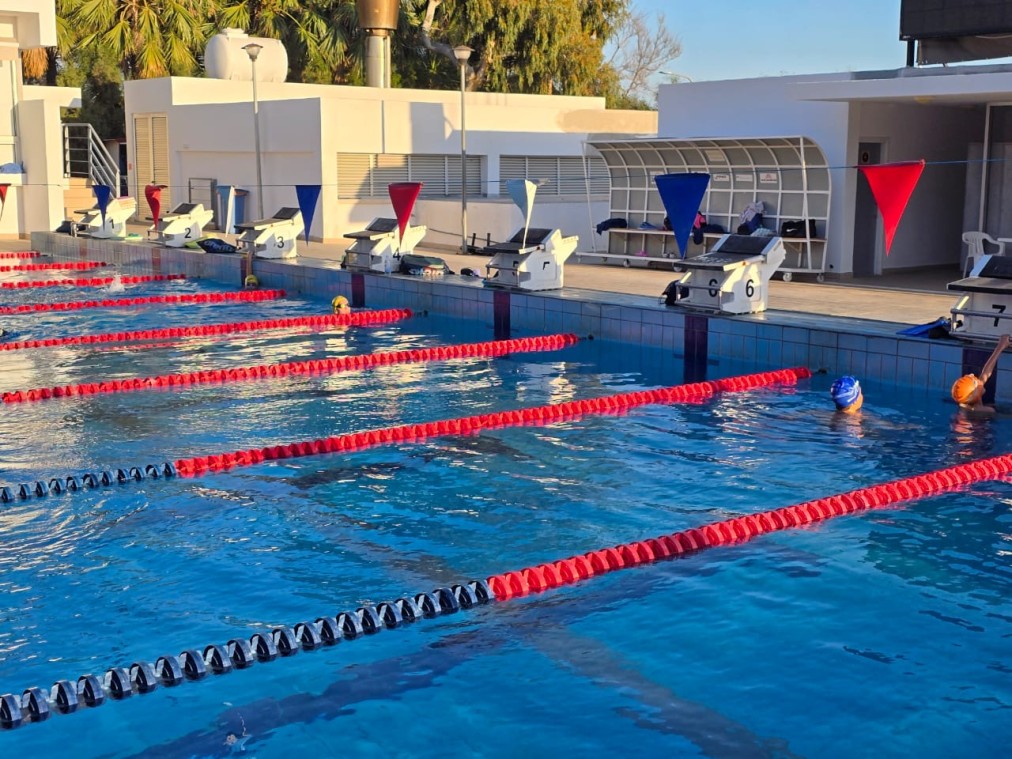 Starting blocks and lane ropes — pool set for training