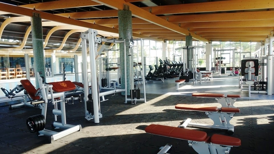 Gym floor with cardio and resistance stations