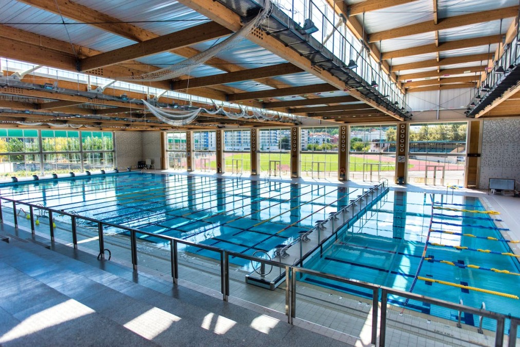 Indoor 50m pool with lane ropes