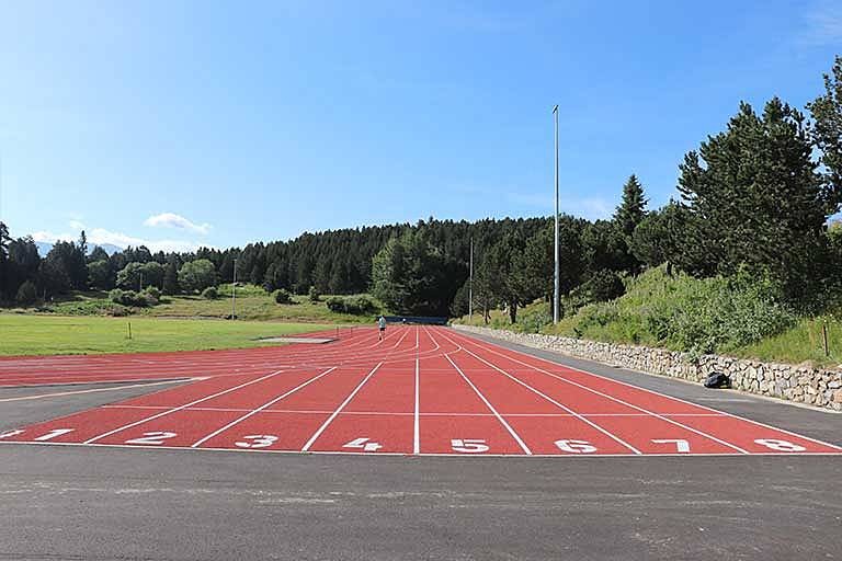 Starting lanes on the athletics track