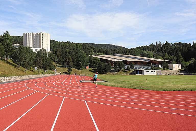 400m synthetic athletics track