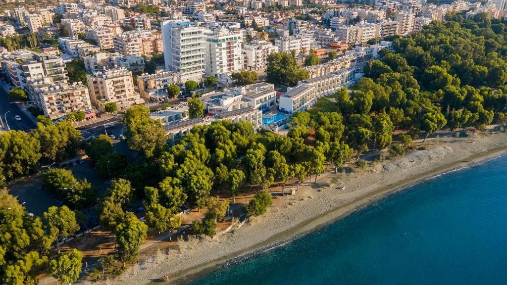 Daima Biz Hotel