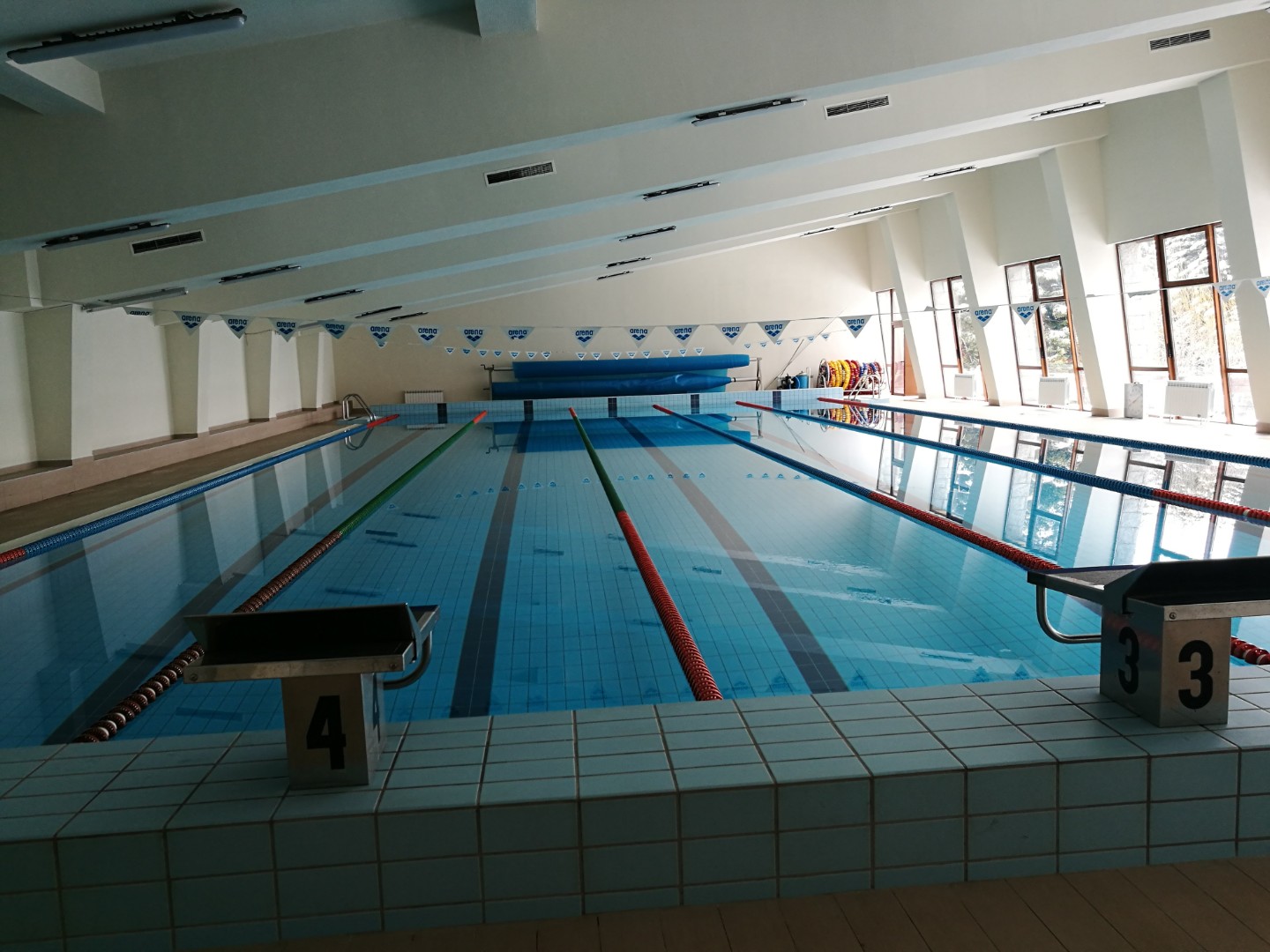 Indoor pool lanes with starting blocks