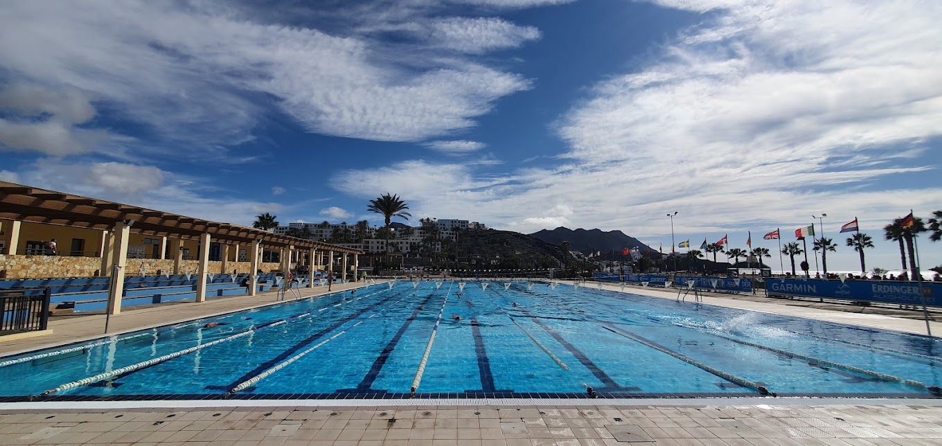 Piscine olympique extérieure de 50 m