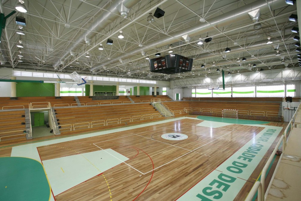 Salle multisports couverte